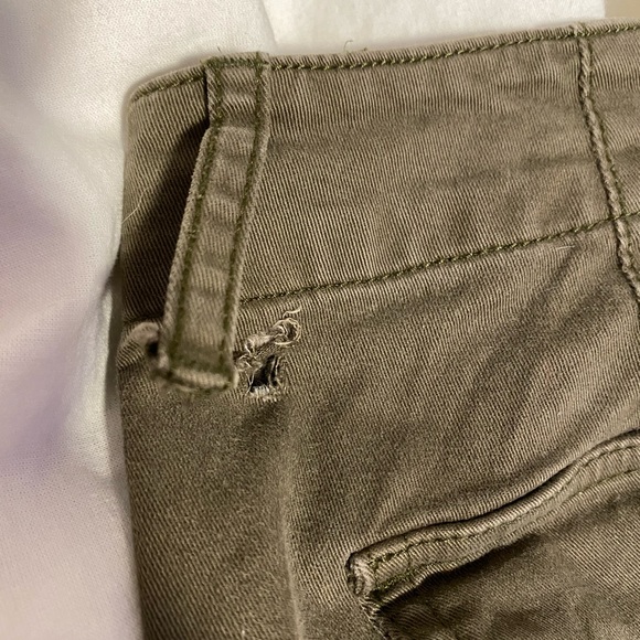 Aritzia Cargo Pants - Picture 6 of 6